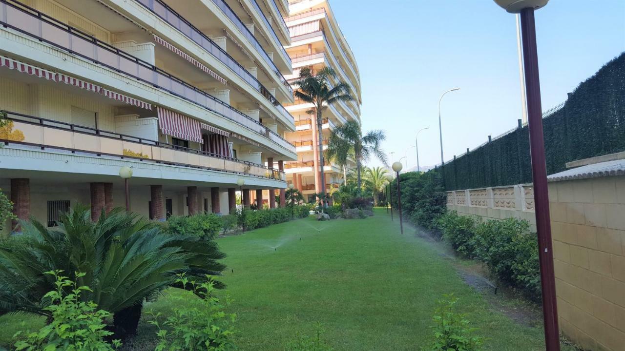 Salinas Gandia - Solo Alquiler Familiasアパートメント エクステリア 写真